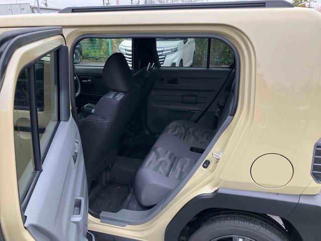 タフト Ｇ　ダーククロムベンチャー　ガラスルーフ／ルーフレール／ＬＥＤヘッドライト／オートライト／シートヒーター／次世代スマートアシスト／バックカメラ／キーフリー／コーナーセンサー／サイドエアバック／自動追従クルコン（21枚目）