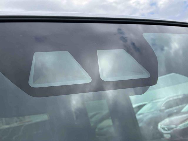 タント カスタムＲＳ　ターボエンジン　１５インチアルミ　バックカメラ　両側電動スライドドア　シートヒーター　電動駐車ブレーキ　ＬＥＤヘッド＆フォグライト　コーナーセンサー　衝突被害軽減ブレーキ（4枚目）