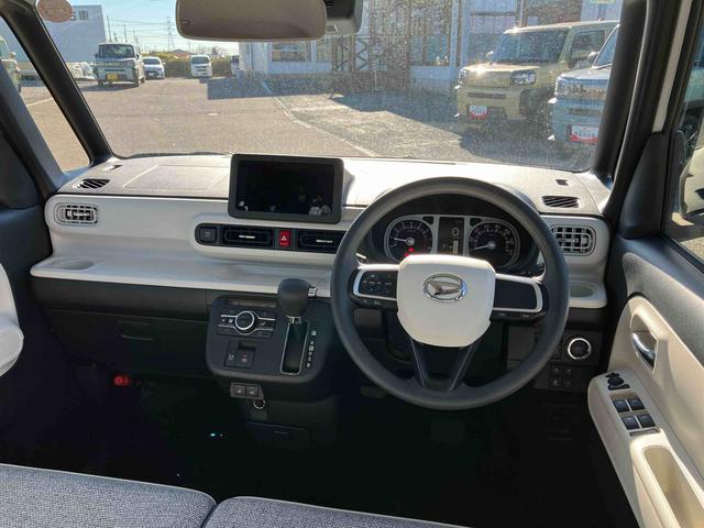 ムーヴキャンバス ストライプスＧ　両側電動スライド　ＬＥＤヘッドライト　フォグランプ　衝突回避支援システム　コーナーセンサー　シートヒーター（8枚目）