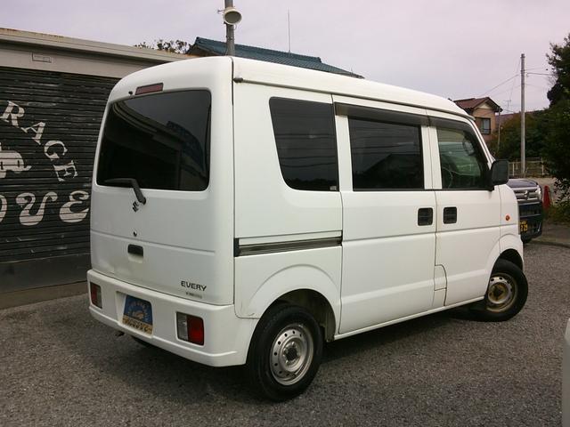 エブリイ ＰＣ　４ＷＤ　パートタイム４ＷＤ　５ＭＴ　両側スライドドア　キーレスエントリー　盗難防止システム　衝突安全ボディ　エアコン　パワーステアリング　パワーウィンドウ　リヤプライバシーガラス（15枚目）