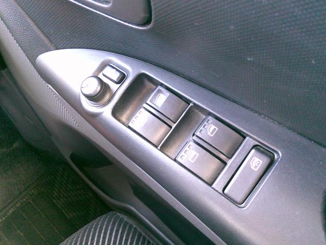 タント カスタムXリミテッド バックカメラ パワースライドドア ナビ HID スマートキー 電動格納ミラー ベンチシート CVT 盗難防止システム ABS AW 衝突安全ボディ エアコン パワーステアリング パワーウィンドウ(6枚目)