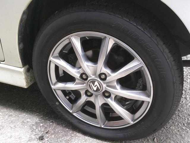 パレット ＸＳ　両側スライド・片側電動　ナビ　ＴＶ　ＨＩＤ　スマートキー　電動格納ミラー　ベンチシート　ＡＴ　盗難防止システム　ＡＢＳ　アルミホイール　衝突安全ボディ　エアコン　パワーステアリング　パワーウィンドウ（20枚目）