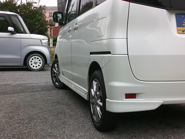 パレット ＸＳ　両側スライド・片側電動　ナビ　ＴＶ　ＨＩＤ　スマートキー　電動格納ミラー　ベンチシート　ＡＴ　盗難防止システム　ＡＢＳ　アルミホイール　衝突安全ボディ　エアコン　パワーステアリング　パワーウィンドウ（21枚目）