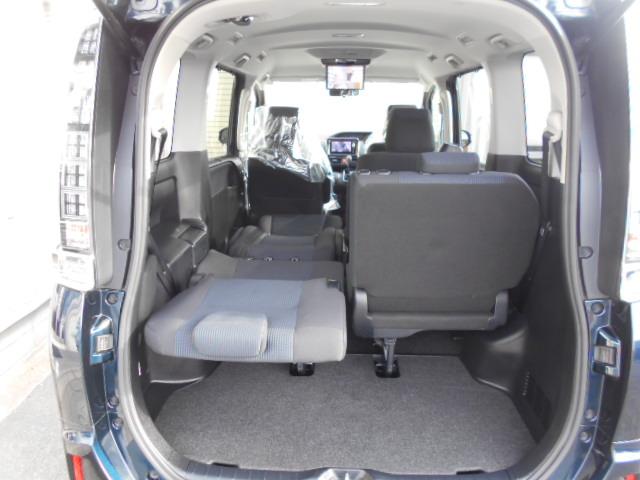 X DVD再生ナビフルセグTV/天井モニター/1オーナー/バックモニター/Bluetooth/istop/AUTOライト/HID/ETC/デュアルエアコン/7人乗り(12枚目)