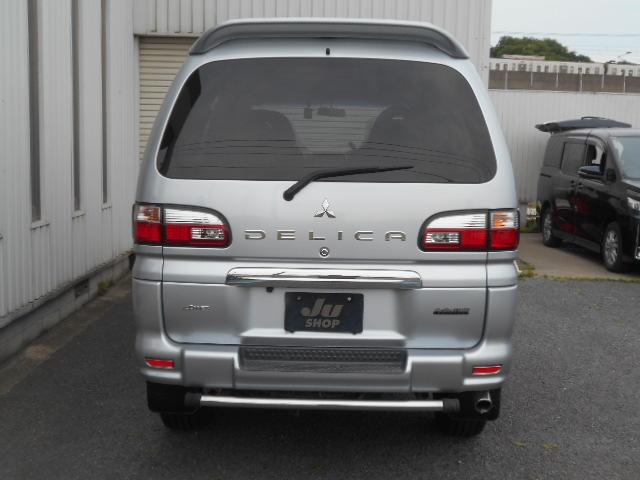 デリカスペースギア アクティブフィールドエディション　天井モニター／ＤＶＤ再生ナビフルセグＴＶ／Ｂｌｕｅｔｏｏｔｈ／カラーバックモニタ－／ＥＴＣ／フォグ／回転シート／キーレス／１オーナー／７人乗り／４ＷＤ（17枚目）