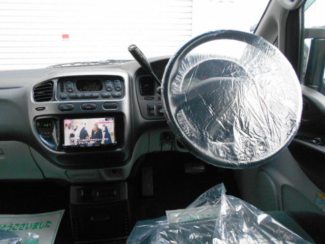 デリカスペースギア アクティブフィールドエディション　天井モニター／ＤＶＤ再生ナビフルセグＴＶ／Ｂｌｕｅｔｏｏｔｈ／カラーバックモニタ－／ＥＴＣ／フォグ／回転シート／キーレス／１オーナー／７人乗り／４ＷＤ（26枚目）