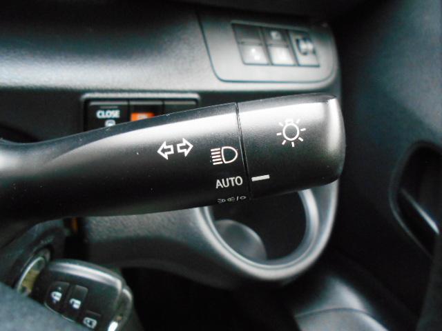 シエンタ ハイブリッド　ファンベースＸ　全国対応１年保証付き／Ｔｏｙｏｔａ　Ｓａｆｅｔｙ　Ｓｅｎｓｅ／天井モニタ－／ＤＶＤ再生ナビＴＶ／自動ドア／ＥＴＣ／バックモニター／Ｂｌｕｅｔｏｏｔｈ／ＡＵＴＯライト／ＵＳＢポート／キーレス／５人乗り（31枚目）