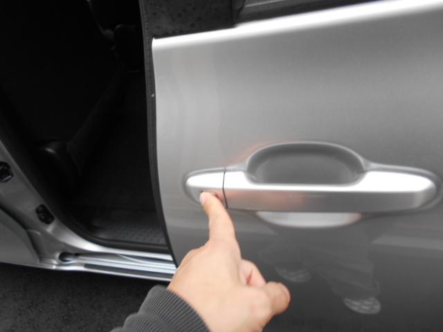 シエンタ ハイブリッド　ファンベースＸ　全国対応１年保証付き／Ｔｏｙｏｔａ　Ｓａｆｅｔｙ　Ｓｅｎｓｅ／天井モニタ－／ＤＶＤ再生ナビＴＶ／自動ドア／ＥＴＣ／バックモニター／Ｂｌｕｅｔｏｏｔｈ／ＡＵＴＯライト／ＵＳＢポート／キーレス／５人乗り（33枚目）