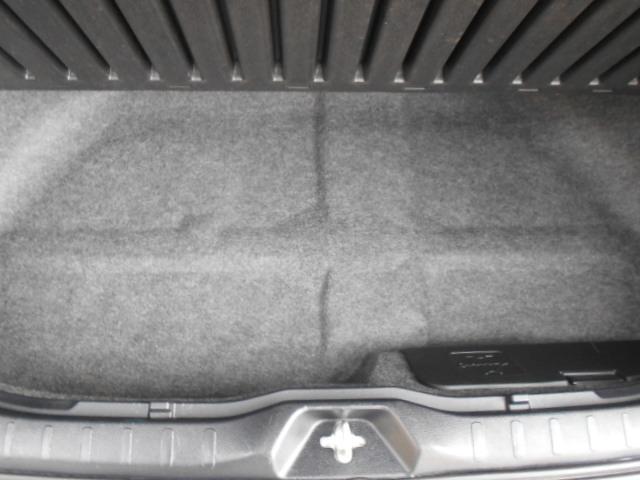 ヴォクシー X 全国対応1年保証付き/Toyota Safety Sense/DVD再生ナビフルセグTV/両側自動ドア/バックモニタ-/Bluetooth/USBポート/1オーナー/8人乗り(20枚目)