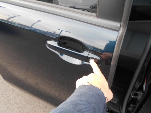 ヴォクシー X 全国対応1年保証付き/Toyota Safety Sense/DVD再生ナビフルセグTV/両側自動ドア/バックモニタ-/Bluetooth/USBポート/1オーナー/8人乗り(45枚目)