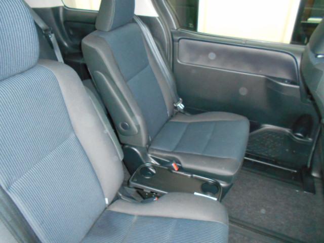 ヴォクシー Ｘ　全国対応１年保証付／天井モニタ－／ＤＶＤビデオ再生ナビフルセグＴＶ／ＥＴＣ／自動ドア／バックモニタ－／Ｂｌｕｅｔｏｏｔｈ／ＡＵＴＯライト／ＬＥＤ／キ－レス／１オーナー／新品タイヤ／７人乗り（27枚目）