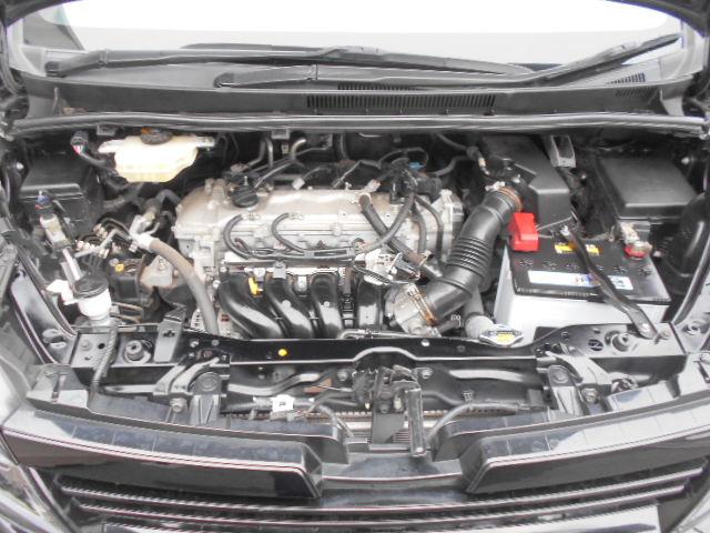 ヴォクシー Ｘ　全国対応１年保証付／天井モニタ－／ＤＶＤビデオ再生ナビフルセグＴＶ／ＥＴＣ／自動ドア／バックモニタ－／Ｂｌｕｅｔｏｏｔｈ／ＡＵＴＯライト／ＬＥＤ／キ－レス／１オーナー／新品タイヤ／７人乗り（33枚目）