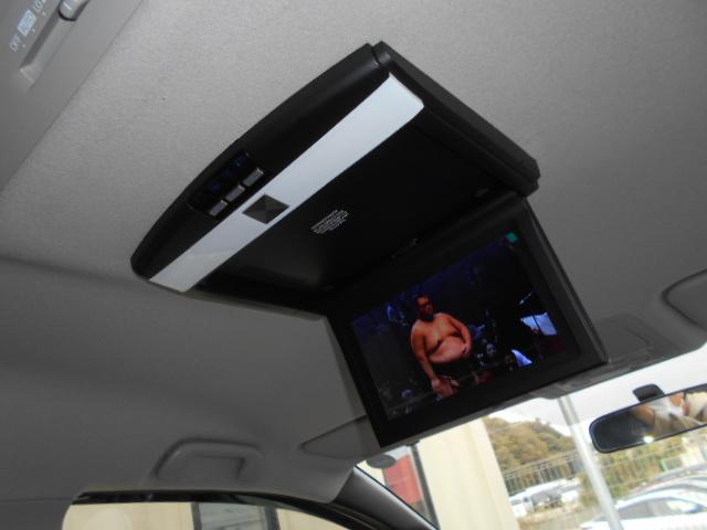 ヴォクシー Ｘ　全国対応１年保証付／天井モニタ－／ＤＶＤビデオ再生ナビフルセグＴＶ／ＥＴＣ／自動ドア／バックモニタ－／Ｂｌｕｅｔｏｏｔｈ／ＡＵＴＯライト／ＬＥＤ／キ－レス／１オーナー／新品タイヤ／７人乗り（36枚目）