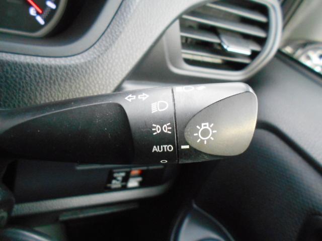 ヴォクシー Ｘ　全国対応１年保証付／天井モニタ－／ＤＶＤビデオ再生ナビフルセグＴＶ／ＥＴＣ／自動ドア／バックモニタ－／Ｂｌｕｅｔｏｏｔｈ／ＡＵＴＯライト／ＬＥＤ／キ－レス／１オーナー／新品タイヤ／７人乗り（40枚目）