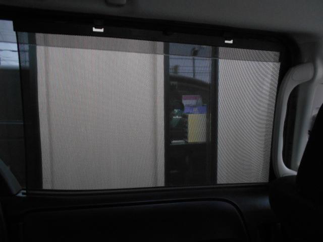 ヴォクシー Ｘ　全国対応１年保証付／天井モニタ－／ＤＶＤビデオ再生ナビフルセグＴＶ／ＥＴＣ／自動ドア／バックモニタ－／Ｂｌｕｅｔｏｏｔｈ／ＡＵＴＯライト／ＬＥＤ／キ－レス／１オーナー／新品タイヤ／７人乗り（42枚目）