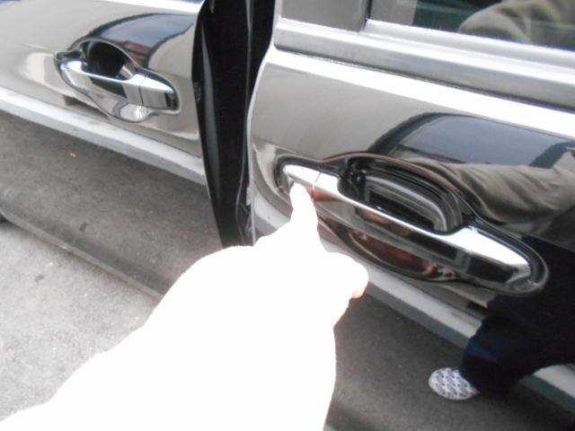 ヴォクシー Ｘ　全国対応１年保証付／天井モニタ－／ＤＶＤビデオ再生ナビフルセグＴＶ／ＥＴＣ／自動ドア／バックモニタ－／Ｂｌｕｅｔｏｏｔｈ／ＡＵＴＯライト／ＬＥＤ／キ－レス／１オーナー／新品タイヤ／７人乗り（43枚目）