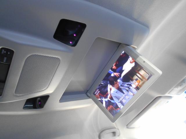 エルグランド 250ハイウェイスター 全国対応1年保証付き/天井モニタ-/DVD再生ナビTV/両側自動ドア/PUSHスタート/Bluetooth/USBポート/100V電源/オットマン/アラウンドビューモニター/7人乗/1オーナー/4WD(15枚目)