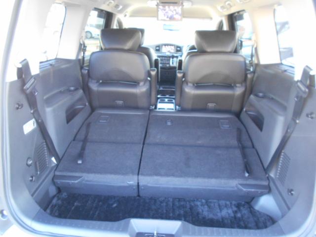 エルグランド 250ハイウェイスター 全国対応1年保証付き/天井モニタ-/DVD再生ナビTV/両側自動ドア/PUSHスタート/Bluetooth/USBポート/100V電源/オットマン/アラウンドビューモニター/7人乗/1オーナー/4WD(24枚目)