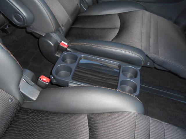 エルグランド 250ハイウェイスター 全国対応1年保証付き/天井モニタ-/DVD再生ナビTV/両側自動ドア/PUSHスタート/Bluetooth/USBポート/100V電源/オットマン/アラウンドビューモニター/7人乗/1オーナー/4WD(28枚目)