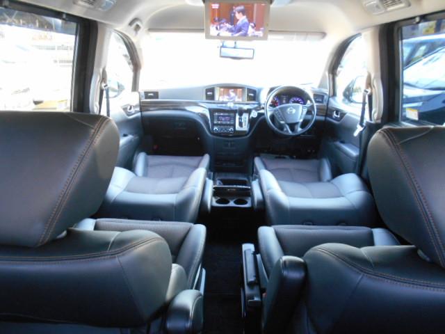 エルグランド 250ハイウェイスター 全国対応1年保証付き/天井モニタ-/DVD再生ナビTV/両側自動ドア/PUSHスタート/Bluetooth/USBポート/100V電源/オットマン/アラウンドビューモニター/7人乗/1オーナー/4WD(29枚目)