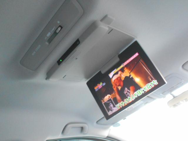 TOYOTA NOAH HYBRID X