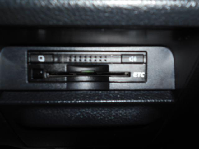 TOYOTA NOAH HYBRID X