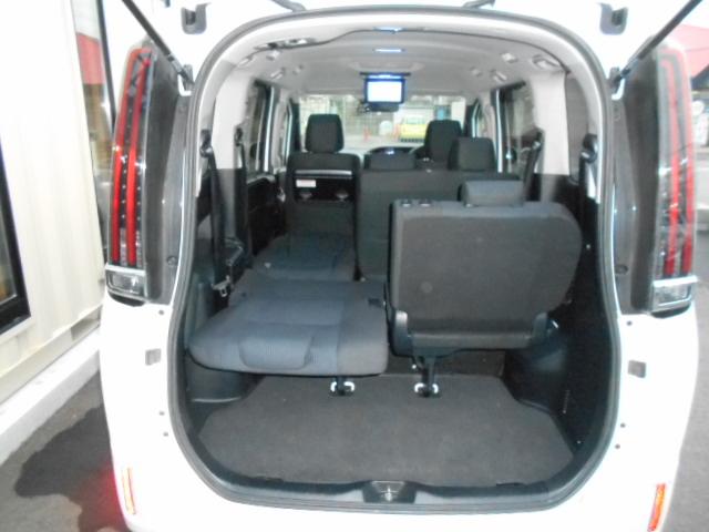 ノア Ｘ　全国対応１年保証付き／Ｔｏｙｏｔａ　Ｓａｆｅｔｙ　Ｓｅｎｓｅ／天井モニタ－／ＤＶＤ再生ナビフルセグＴＶ／自動ドア／バックモニタ－／Ｂｌｕｅｔｏｏｔｈ／ＵＳＢポート／８人乗り（21枚目）