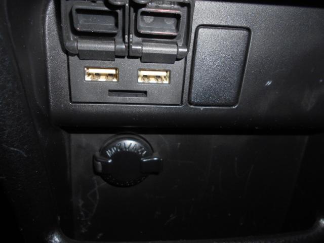 ノア Ｘ　全国対応１年保証付き／Ｔｏｙｏｔａ　Ｓａｆｅｔｙ　Ｓｅｎｓｅ／天井モニタ－／ＤＶＤ再生ナビフルセグＴＶ／自動ドア／バックモニタ－／Ｂｌｕｅｔｏｏｔｈ／ＵＳＢポート／８人乗り（37枚目）