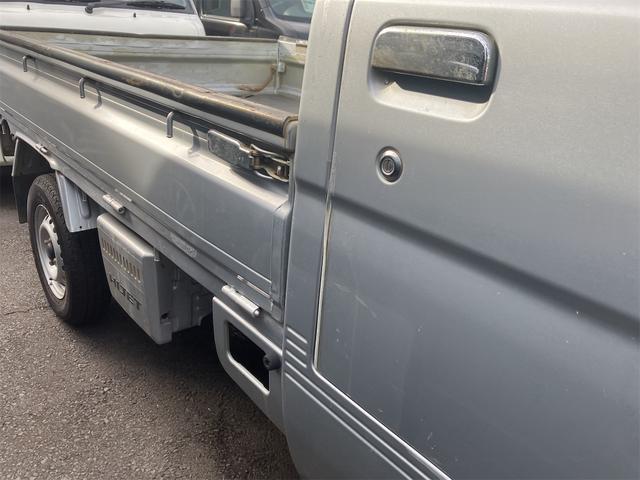 ハイゼットトラック EXT 5MT・三方開・軽トラック・4WD・荷台作業灯(8枚目)