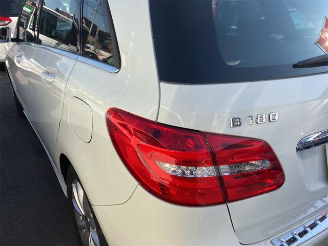 Ｂクラス Ｂ１８０　ブルーエフィシェンシー　フルセグＴＶナビ・バックカメラ・Ｂｌｕｅｔｏｏｔｈ接続・ＥＴＣ・クリアランスソナー・キーレス（12枚目）