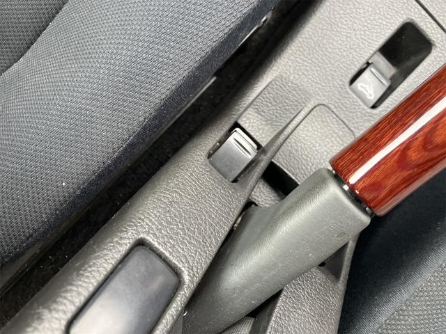 コペン アクティブトップ ワンセグTVナビ・ETC・AT・社外 AW・キーレス・MOMOステアリング・DVD再生(32枚目)