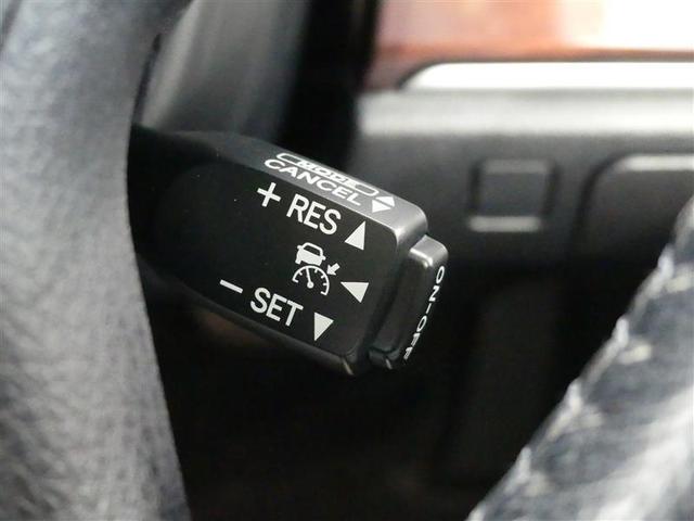 クラウンハイブリッド ロイヤルサルーン　ハイブリッド保証　衝突被害軽減ブレーキ　Ｂｌｕｅｔｏｏｔｈ　電動シート　スマートキー　ＣＤ　盗難防止装置　オートクルーズコントロール　ＨＤＤナビ　ＨＩＤヘッドライト　フルセグ　バックカメラ　ＥＴＣ（9枚目）