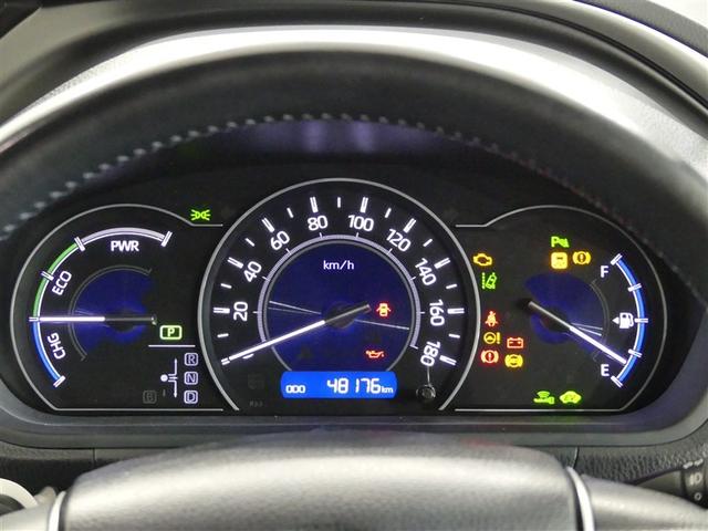 ヴォクシー ハイブリッドＺＳ　煌ＩＩＩ　ミュージックプレイヤー接続可　乗車定員７人　アルミホイール　両側電動スライド　ワンオーナー　ＬＥＤヘッドランプ　キーレス　ＣＤ　Ｗエアコン　盗難防止装置　ハイブリッド　オートクルーズコントロール（17枚目）