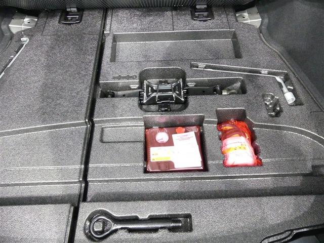 プリウス Ｓツーリングセレクション　アルミホイール　ワンオーナー　ＬＥＤヘッドランプ　記録簿　キーレス　ＣＤ　盗難防止装置　ハイブリッド　メモリーナビ　フルセグ（15枚目）