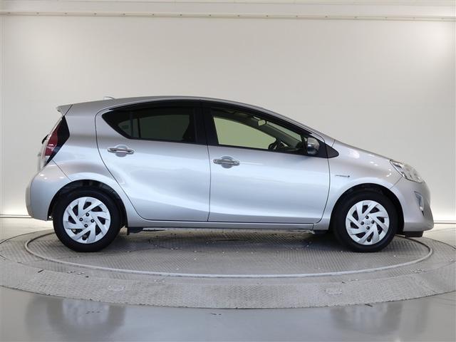 アクア Sスタイルブラック 記録簿 キーレス CD 盗難防止装置 ハイブリッド メモリーナビ フルセグ(20枚目)