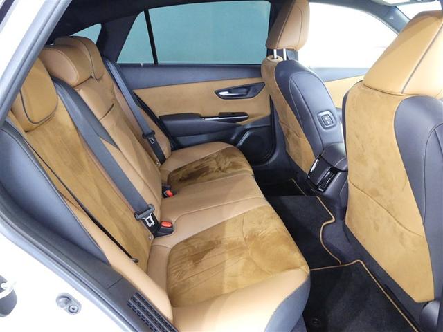 クラウンハイブリッド Ｓ　エレガンススタイル　ハイブリッド保証　衝突被害軽減ブレーキ　１００Ｖ電源　ドラレコ　Ｂｌｕｅｔｏｏｔｈ　電動シート　ＬＥＤライト　スマートキー　オートクルーズコントロール　８インチナビ　パノラミックビューモニター　ＥＴＣ（17枚目）