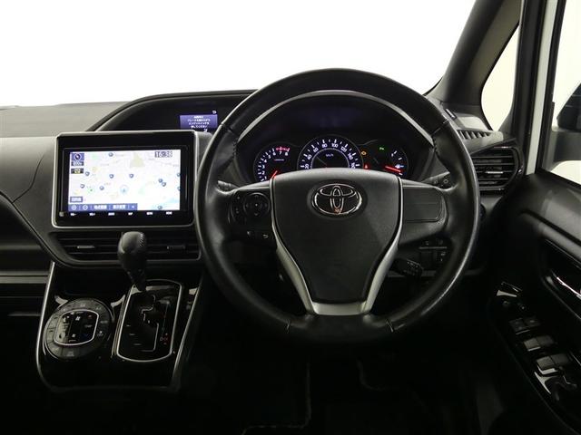 ヴォクシー ＺＳ　煌ＩＩＩ　乗車定員７人　アルミホイール　両側電動スライド　ウオークスルー　ワンオーナー　ＬＥＤヘッドランプ　キーレス　ＣＤ　Ｗエアコン　盗難防止装置　アイドリングストップ　オートクルーズコントロール　フルセグ（4枚目）