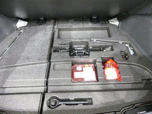 プリウス Ａ　アルミホイール　ワンオーナー　ＬＥＤヘッドランプ　記録簿　キーレス　ＣＤ　盗難防止装置　ハイブリッド　オートクルーズコントロール　メモリーナビ　フルセグ（14枚目）