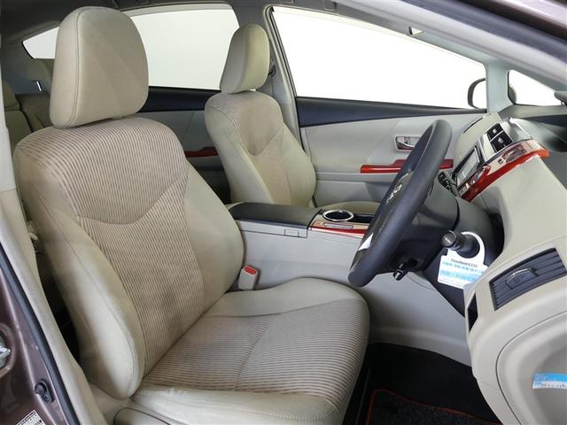 ファブリックで包み込んだシートは、通気性が良くて蒸れにくい上に、保温性も高いので冬場でも冷えを感じにくいです♪