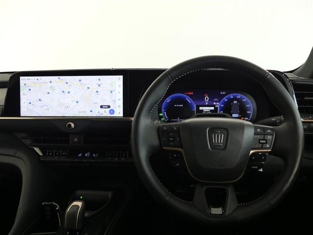 クラウンスポーツ Z 100V電源 ドラレコ ミュージックプレイヤー接続可 電動シート 4WD 革シート アルミホイール LEDヘッドランプ 記録簿 キーレス 盗難防止装置 ハイブリッド オートクルーズコントロール(3枚目)