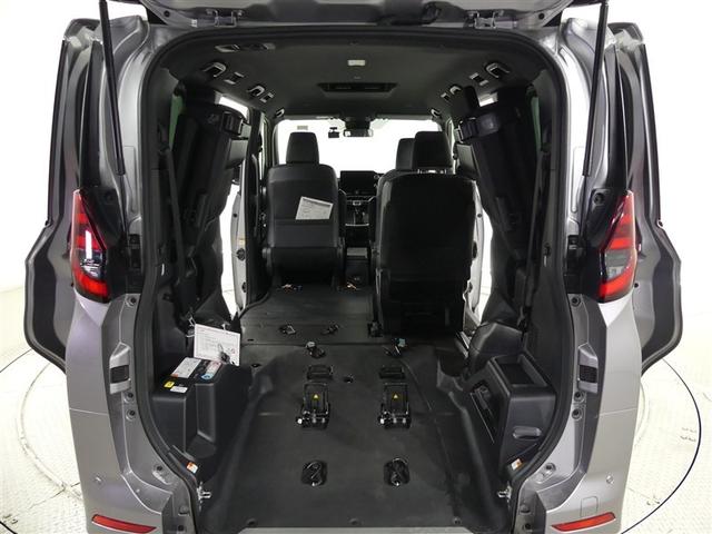 ノア Ｓ－Ｇ　クルマイスシヨウ　ミュージックプレイヤー接続可　展示・試乗車　乗車定員７人　アルミホイール　両側電動スライド　ＬＥＤヘッドランプ　記録簿　キーレス　ＣＤ　Ｗエアコン　盗難防止装置　オートクルーズコントロール　フルセグ（17枚目）