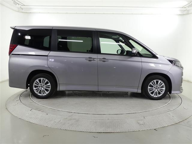 ノア Ｓ－Ｇ　クルマイスシヨウ　ミュージックプレイヤー接続可　展示・試乗車　乗車定員７人　アルミホイール　両側電動スライド　ＬＥＤヘッドランプ　記録簿　キーレス　ＣＤ　Ｗエアコン　盗難防止装置　オートクルーズコントロール　フルセグ（26枚目）