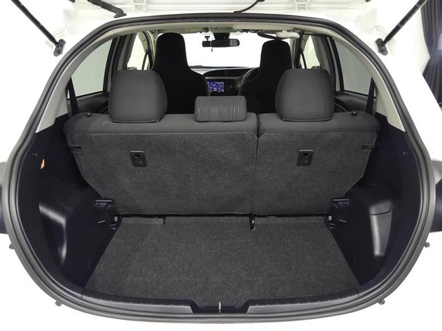 ヴィッツ Ｆ　衝突被害軽減ブレーキ　Ｂｌｕｅｔｏｏｔｈ　アルミホイール　キーレス　ＣＤ　盗難防止装置　アイドリングストップ　メモリーナビ　バックカメラ　ＥＴＣ（13枚目）