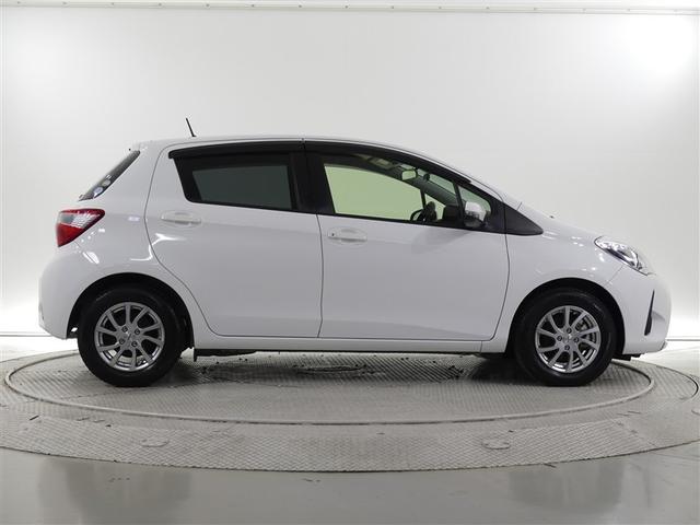 ヴィッツ Ｆ　衝突被害軽減ブレーキ　Ｂｌｕｅｔｏｏｔｈ　アルミホイール　キーレス　ＣＤ　盗難防止装置　アイドリングストップ　メモリーナビ　バックカメラ　ＥＴＣ（23枚目）