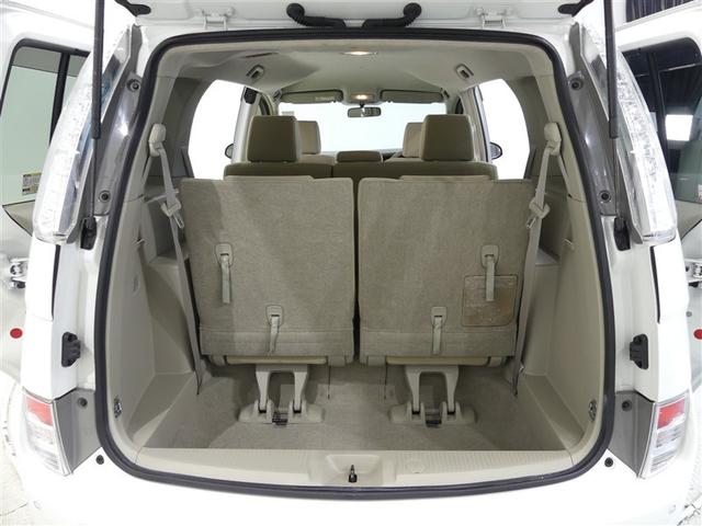 アイシス L 乗車定員7人 電動スライドドア ワンオーナー 記録簿 キーレス CD 盗難防止装置 メモリーナビ フルセグ(14枚目)