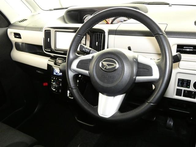 �X�^�C���b�V���ȃf�U�C���̃C���p�l�B�e����X�C�b�`�͎g���₷���ʒu�ɔz�u����Ă܂��B