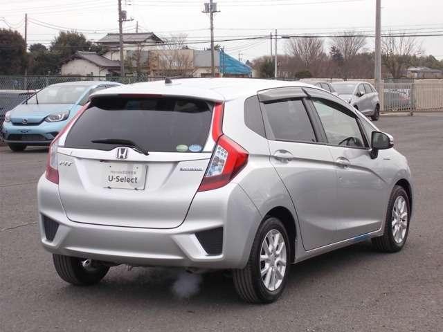 Fパッケージ 認定中古車 メモリーナビ バックカメラ ワンセグTV ETC 純正アルミ 衝突被害軽減ブレーキ サイド&カーテンエアバッグ スマートキー ワンオーナー車(2枚目)