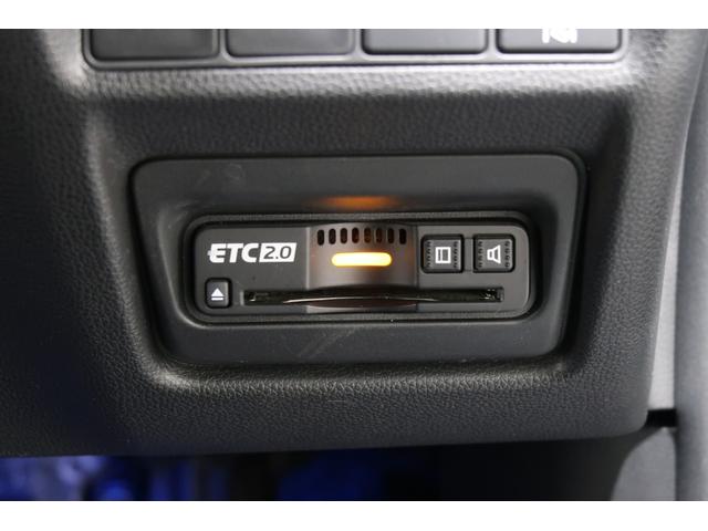 ステップワゴンスパーダ スパーダホンダセンシング　２年保証付　運転支援　前後ドラレコ　ナビ　全周囲カメラ　両側Ｐドア　後席モニター　ＰＣＳ　ワンオ－ナ－　オートクルーズ　スマートキー＆プッシュスタート　ＥＴＣ装備　デュアルエアコン　横滑り防止機能（18枚目）