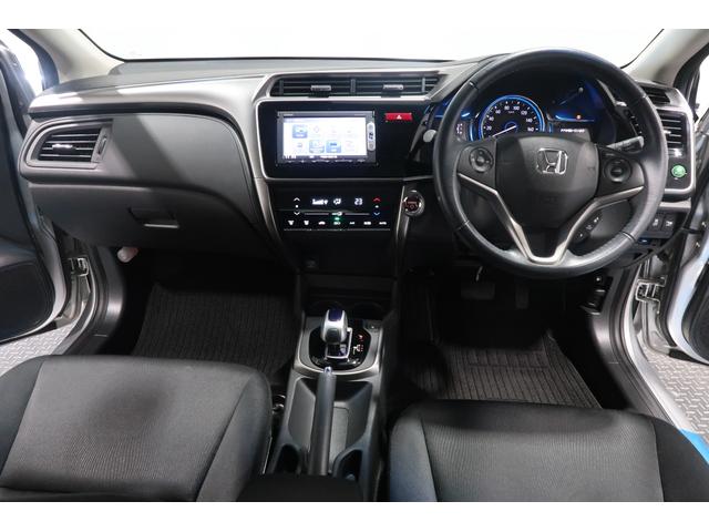 グレイス ハイブリッドＬＸ　認定中古車　前後ドラレコ　ナビ　Ｂカメラ　ＥＴＣ　ＬＥＤ　ＣＴＢＡ　スマートキ　軽減ブレーキ　１セグ　キーレス　ＡＡＣ　ＤＶＤ　Ｉストップ　パワーウインドウ　盗難防止システム　オートクルーズ　ＡＢＳ（12枚目）