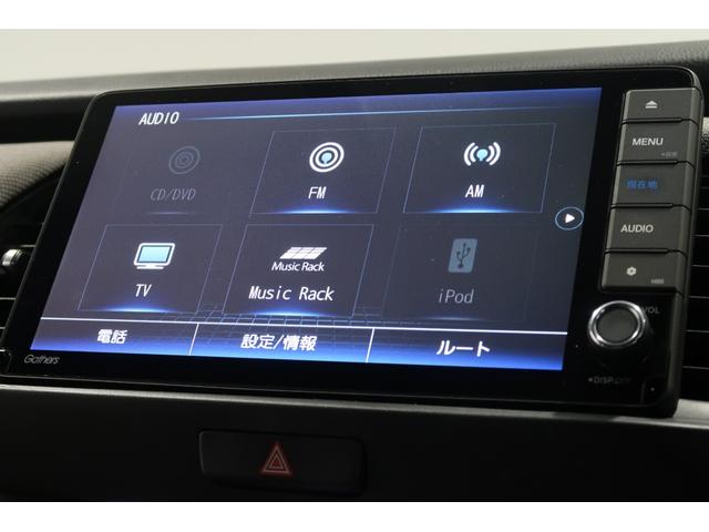 フィット ｅ：ＨＥＶクロスター　ナビ　Ｂカメラ　運転支援　前後ドラレコ　ＥＴＣ　先進ライト　ワンオーナー　横滑り防止機能　ドラレコ付き　ＵＳＢ入力　パワステ　ＬＥＤライト　パワーウィンド　地デジＴＶ　オートクルーズコントロール（10枚目）